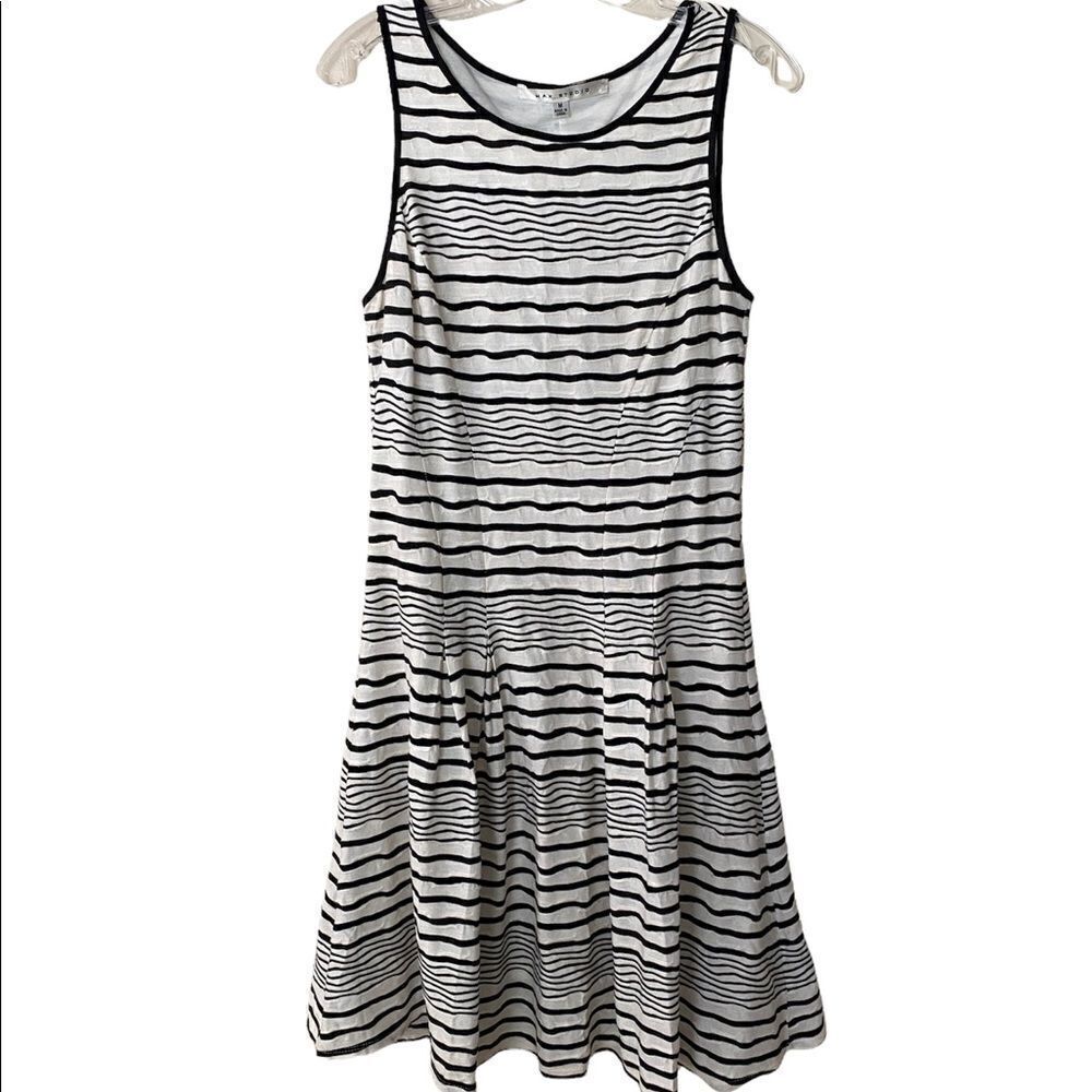 Max Studio Sleeveless Dress